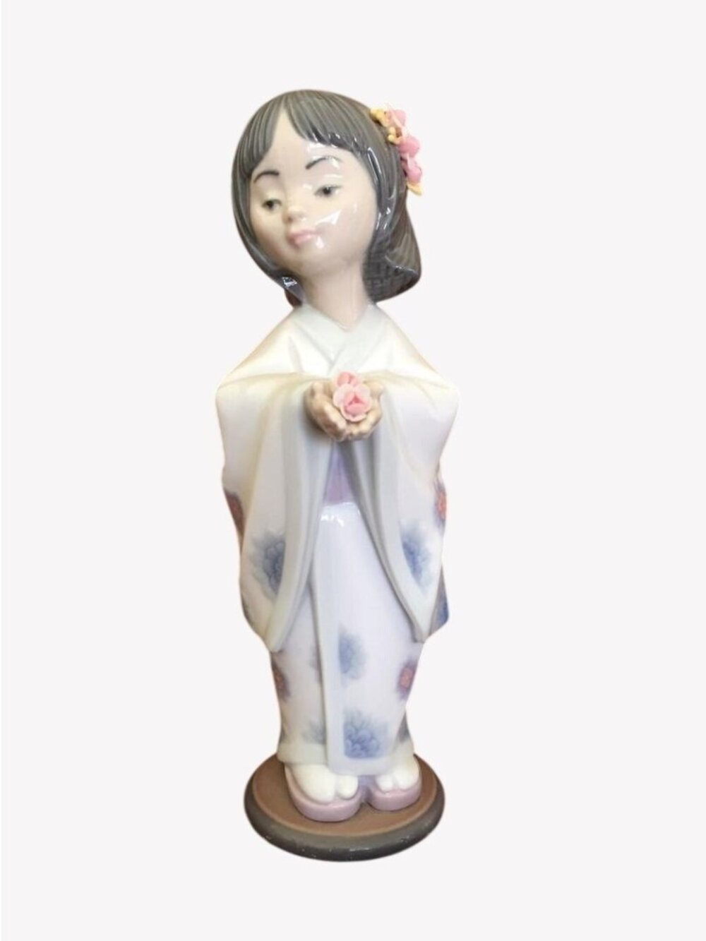 Lladro Geisha Oriental Girl Bearing Flowers Figurine #6151 Mint Condition 7.5"